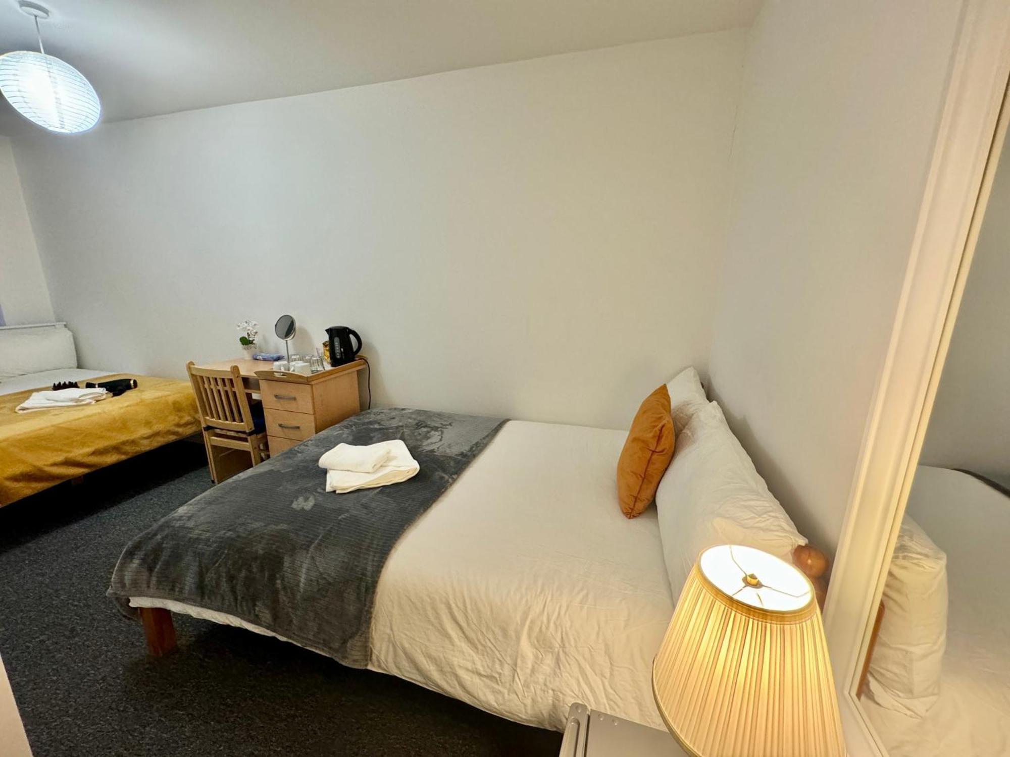 Cosmopolitan Comfort Private Bedrooms In Euston 106 London Ngoại thất bức ảnh
