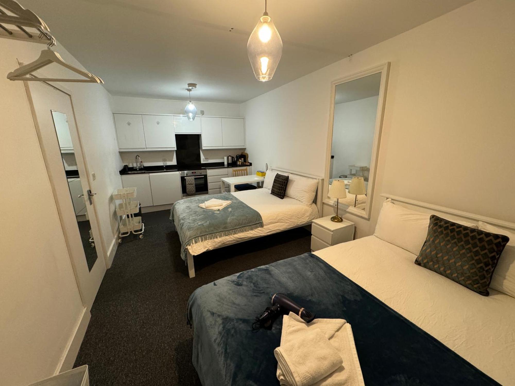 Cosmopolitan Comfort Private Bedrooms In Euston 106 London Ngoại thất bức ảnh
