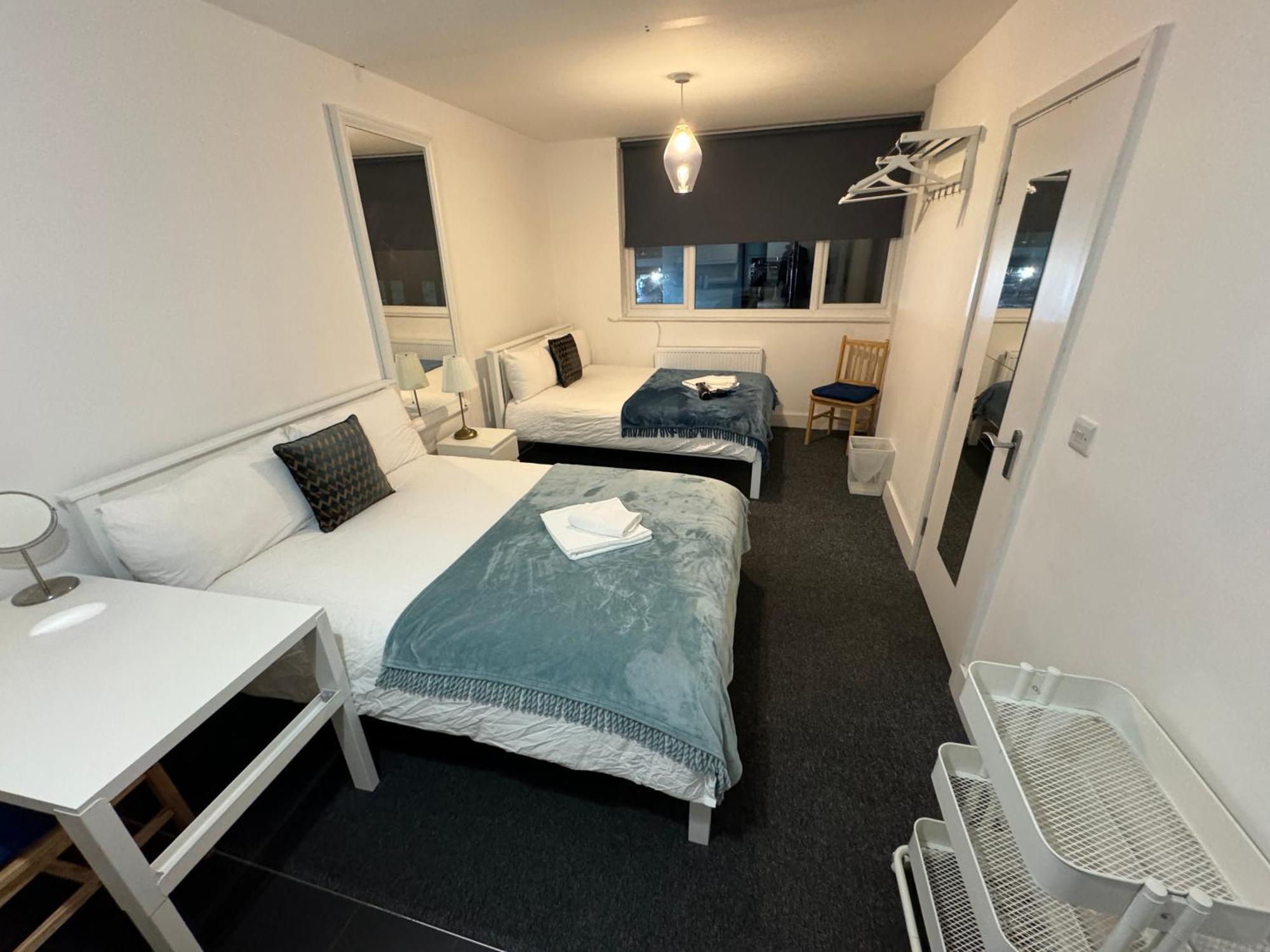 Cosmopolitan Comfort Private Bedrooms In Euston 106 London Ngoại thất bức ảnh