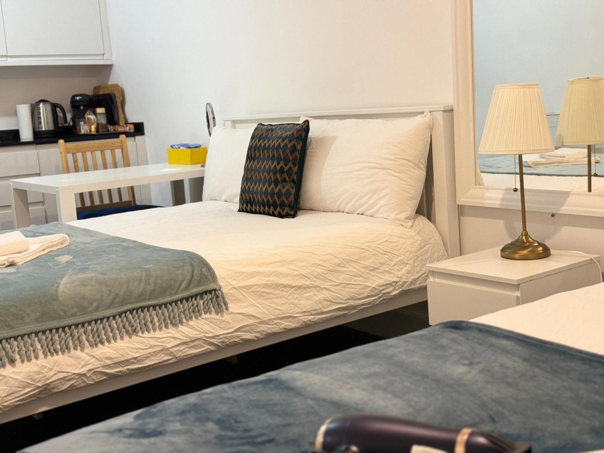 Cosmopolitan Comfort Private Bedrooms In Euston 106 London Ngoại thất bức ảnh
