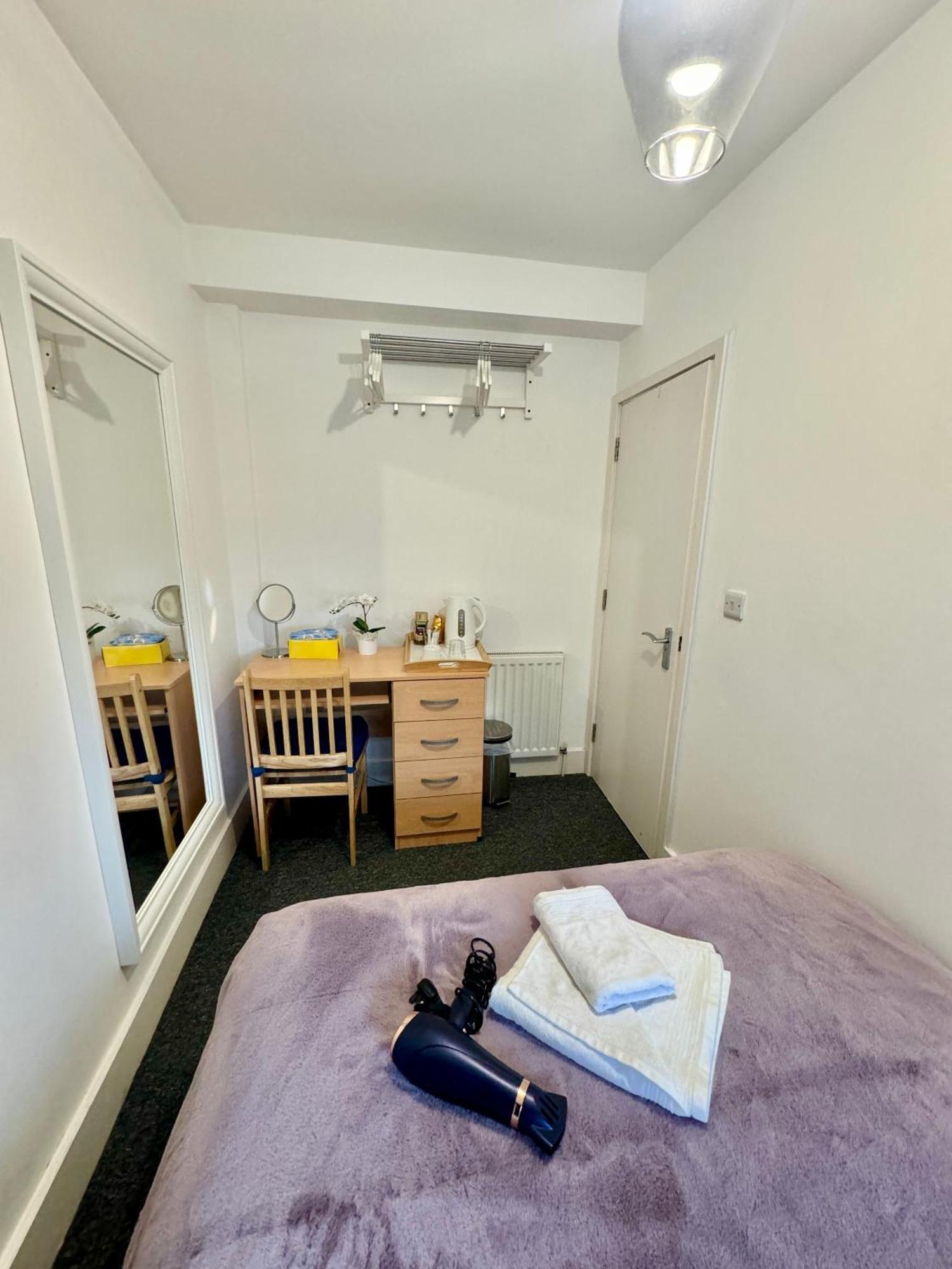 Cosmopolitan Comfort Private Bedrooms In Euston 106 London Ngoại thất bức ảnh