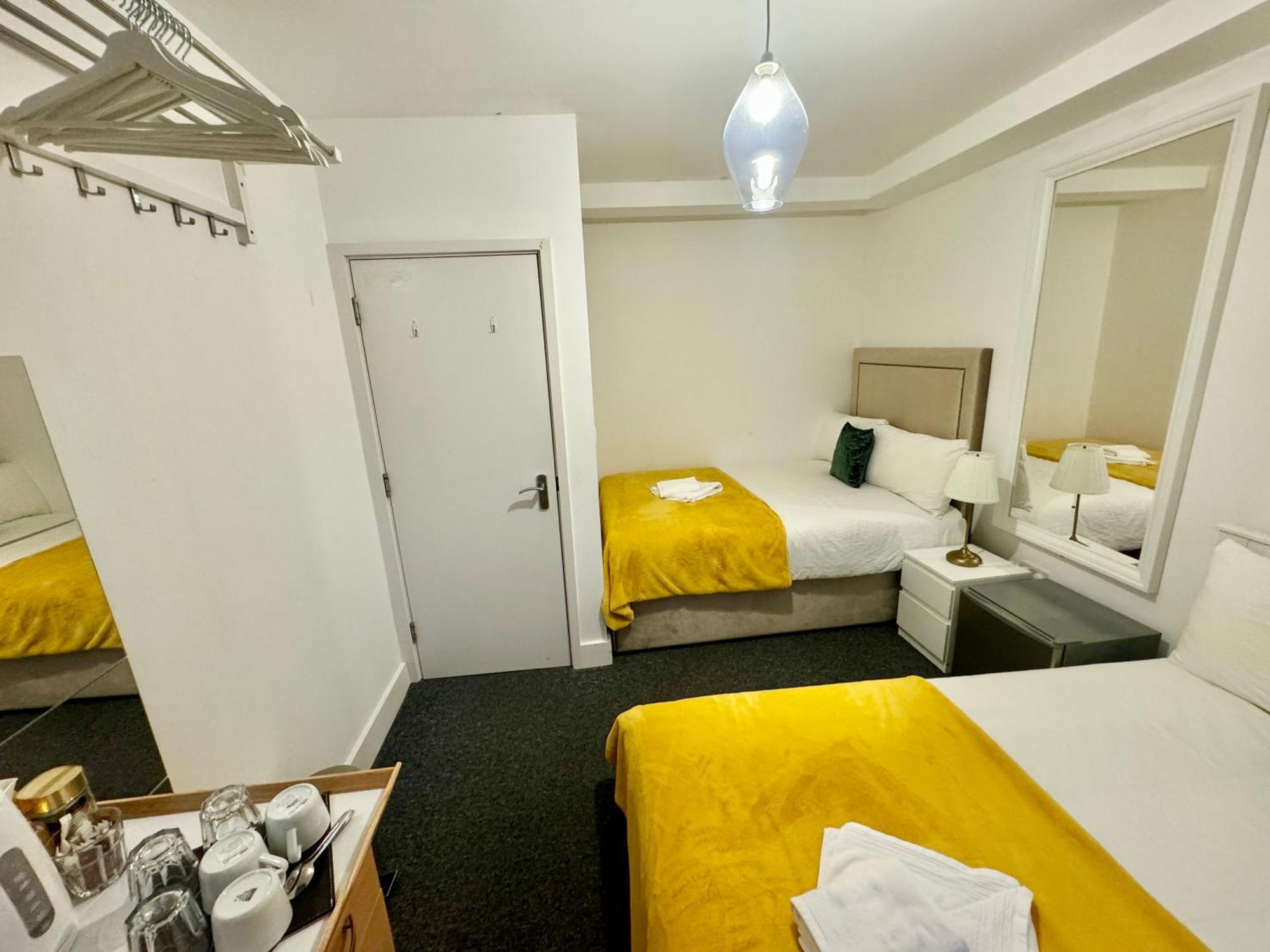 Cosmopolitan Comfort Private Bedrooms In Euston 106 London Ngoại thất bức ảnh