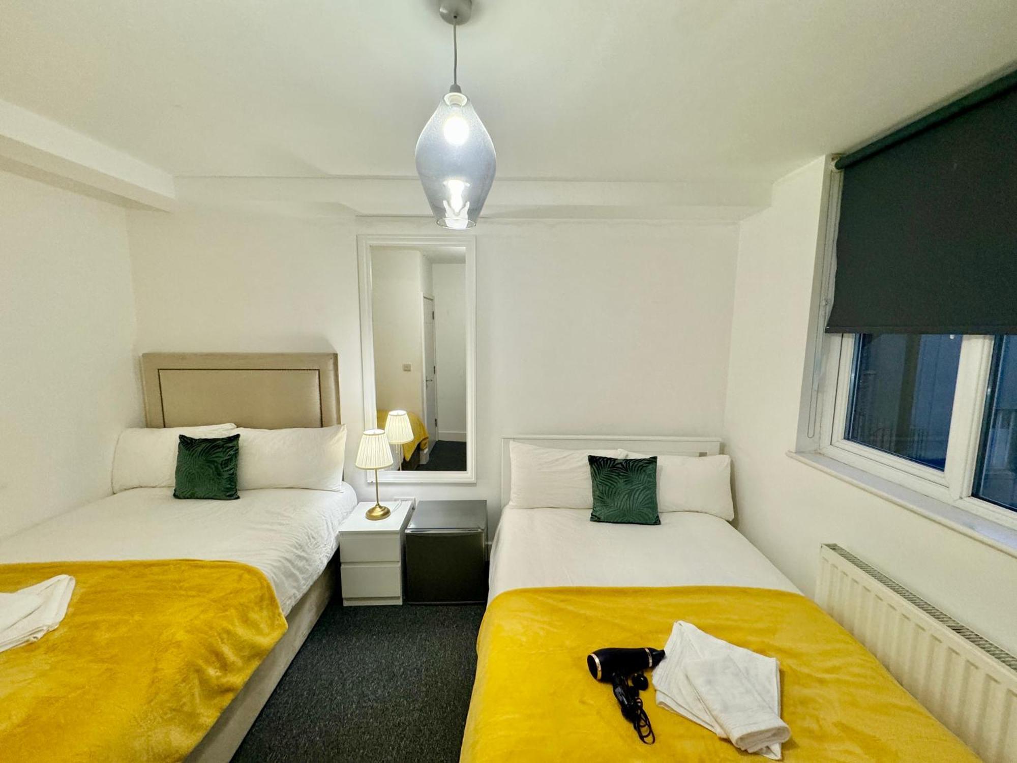 Cosmopolitan Comfort Private Bedrooms In Euston 106 London Ngoại thất bức ảnh