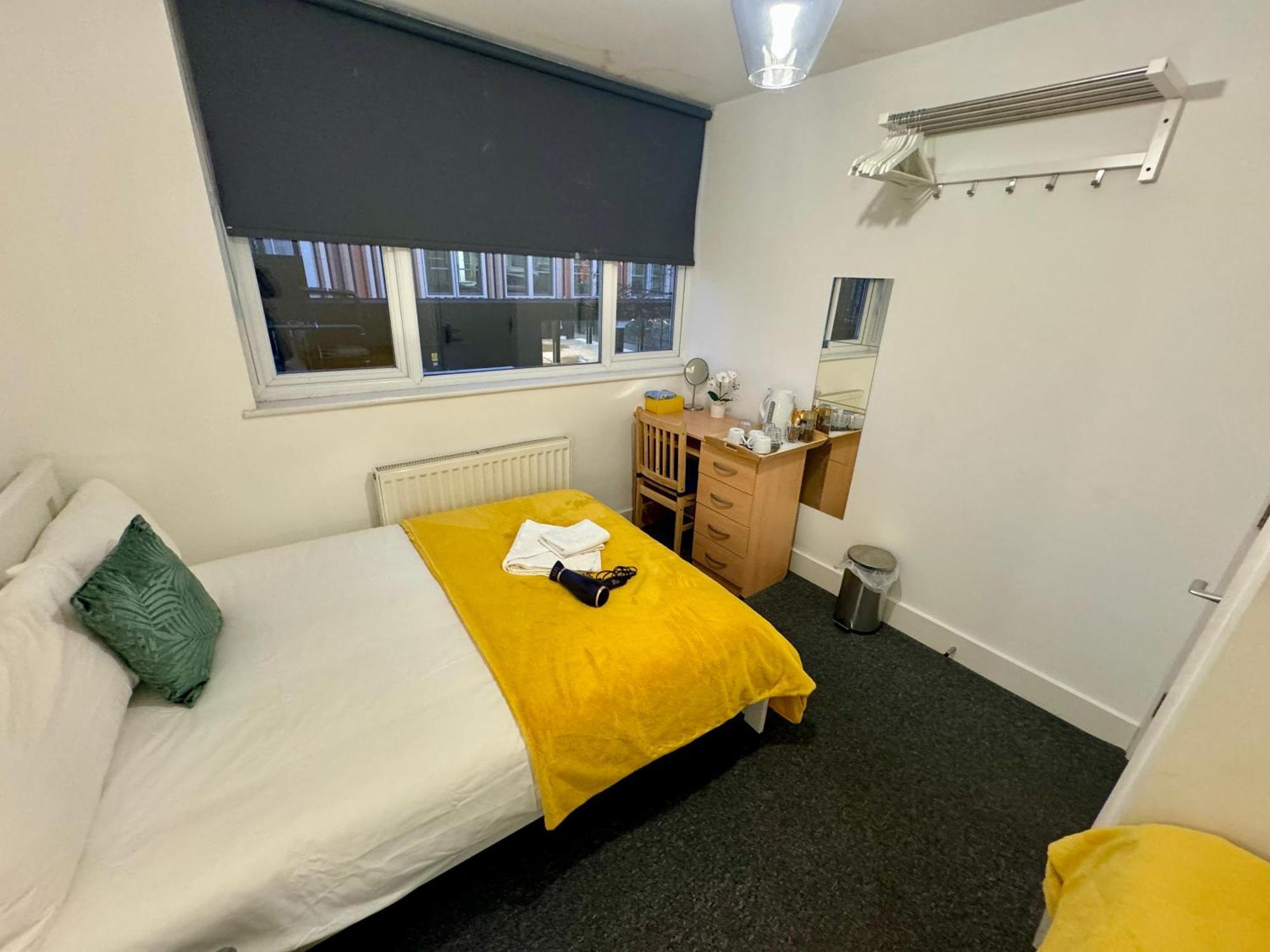 Cosmopolitan Comfort Private Bedrooms In Euston 106 London Ngoại thất bức ảnh