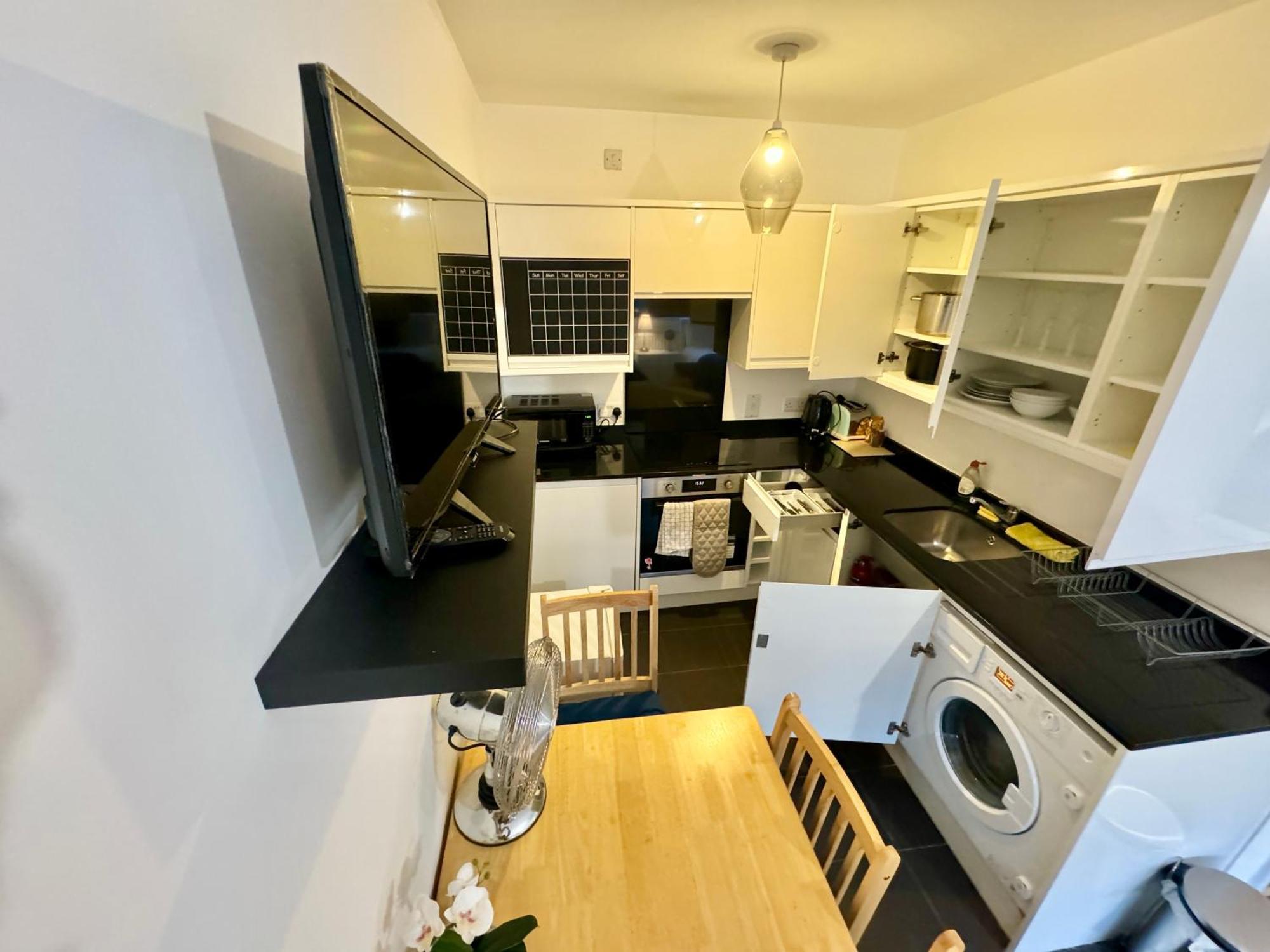 Cosmopolitan Comfort Private Bedrooms In Euston 106 London Ngoại thất bức ảnh
