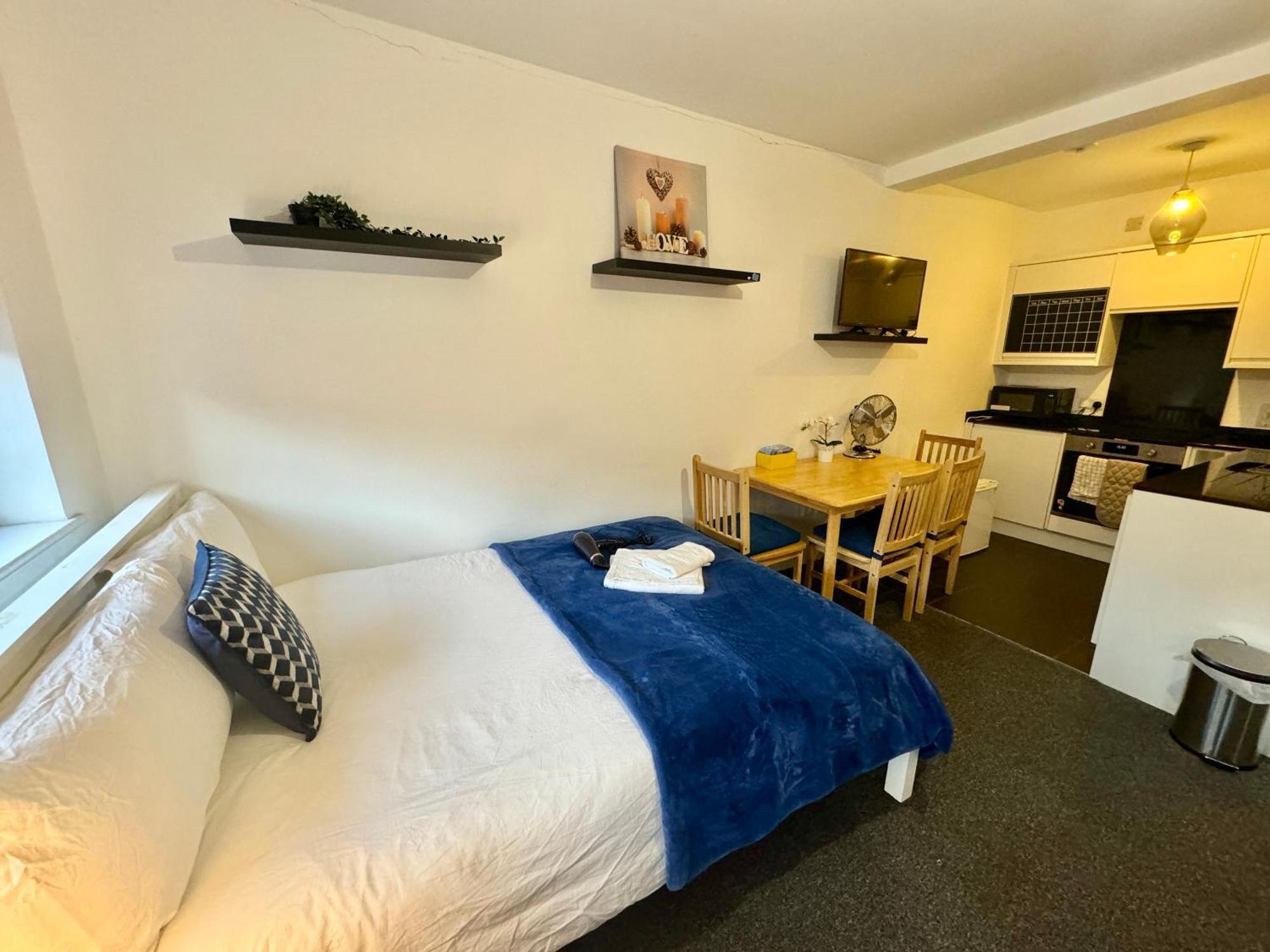 Cosmopolitan Comfort Private Bedrooms In Euston 106 London Ngoại thất bức ảnh